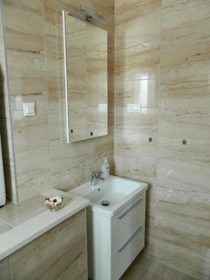 Db1 & Db2 Daire Dubrovnik Dış mekan fotoğraf